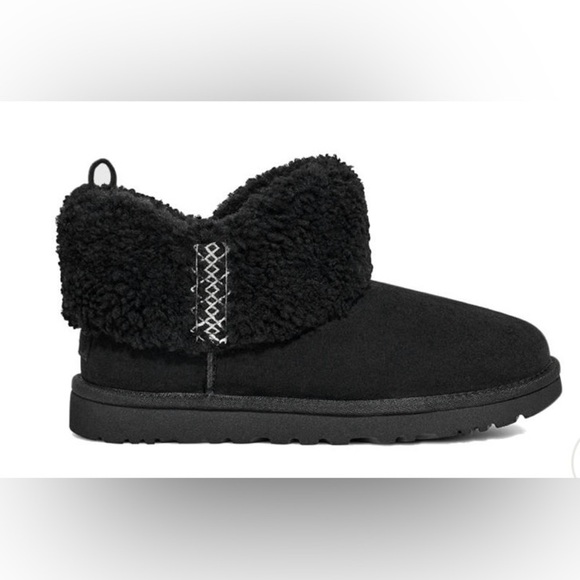 UGG Classic Ultra Mini Braid Boot, Lightweight, Women’s Black, Size 10 - Picture 1 of 8